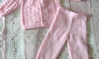 手工编织宝宝毛衣